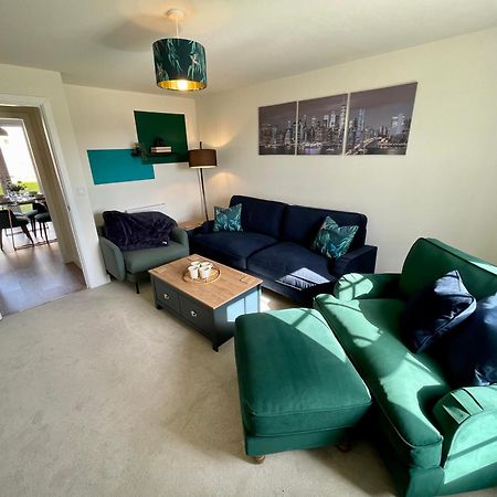 מרקט הרבורו 3-Bedroom Luxury Stay With Free Parking מראה חיצוני תמונה