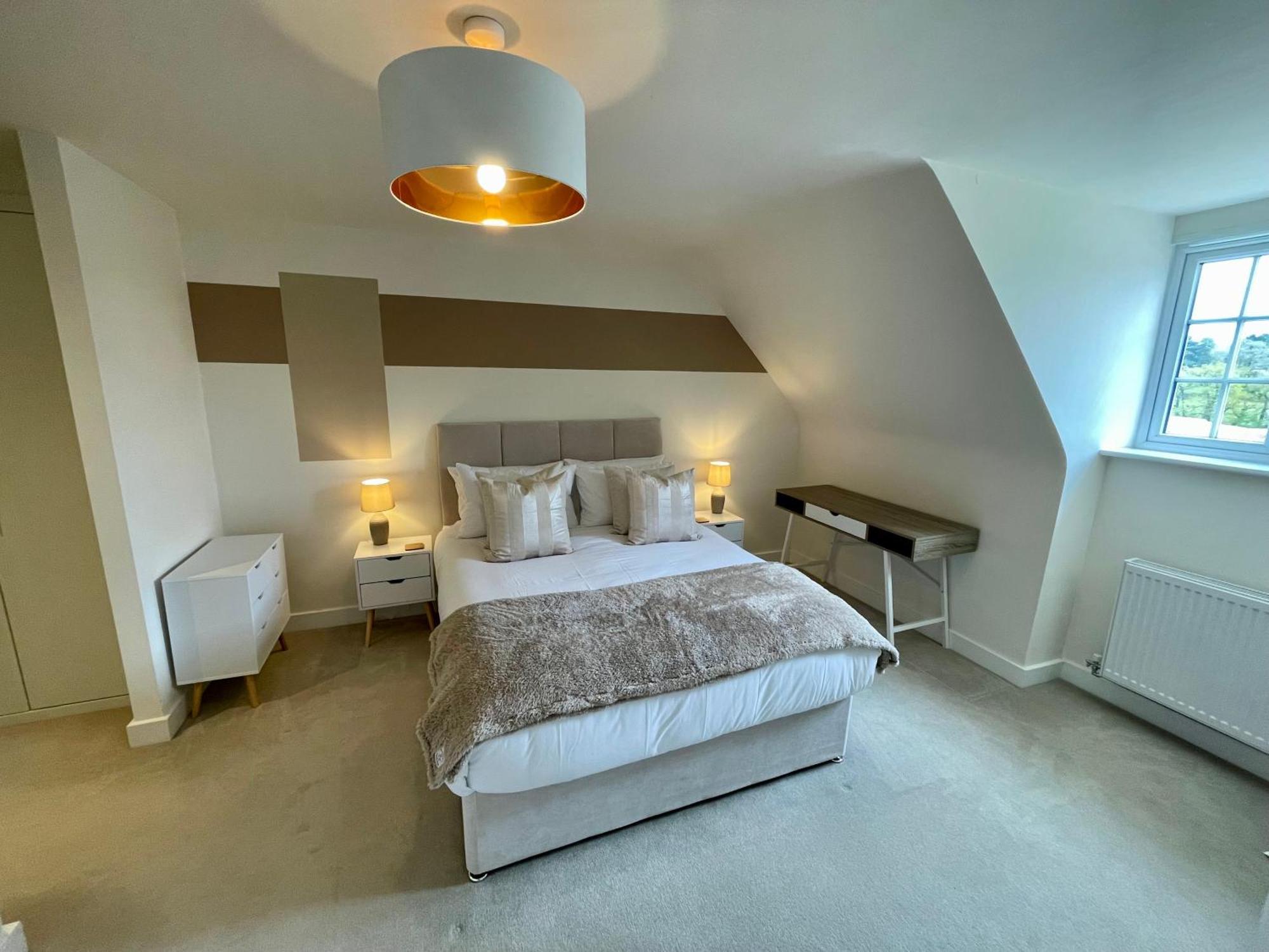 מרקט הרבורו 3-Bedroom Luxury Stay With Free Parking מראה חיצוני תמונה