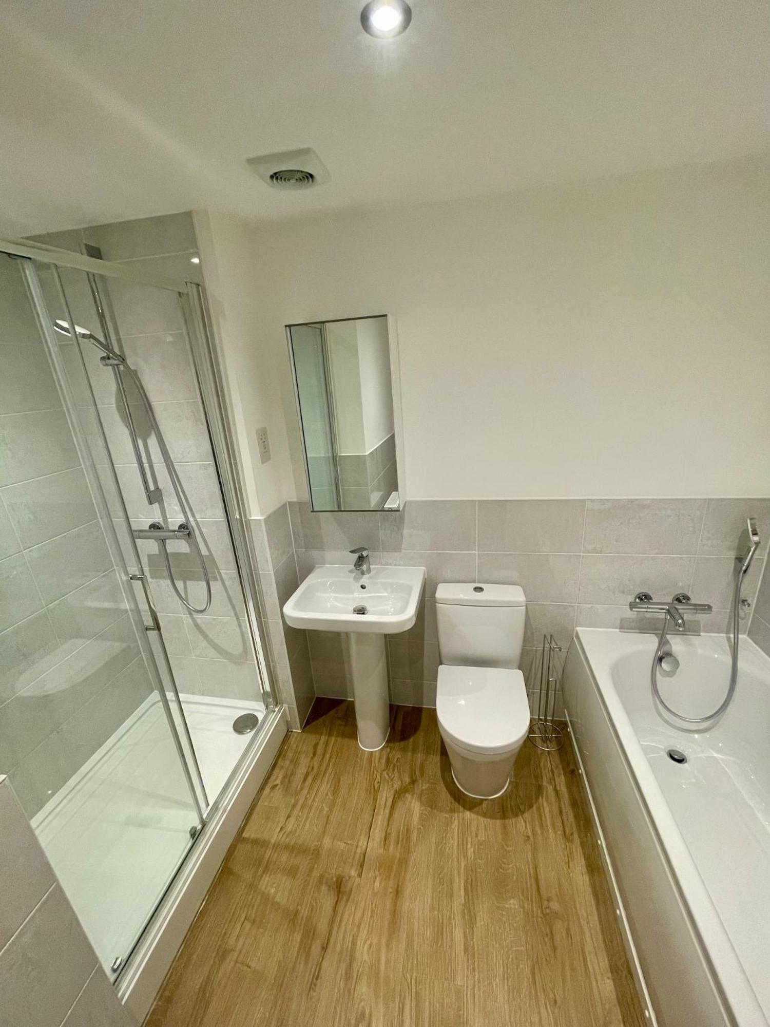 מרקט הרבורו 3-Bedroom Luxury Stay With Free Parking מראה חיצוני תמונה